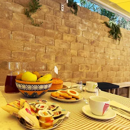 - La Fonte Civitanova Bed & Breakfast