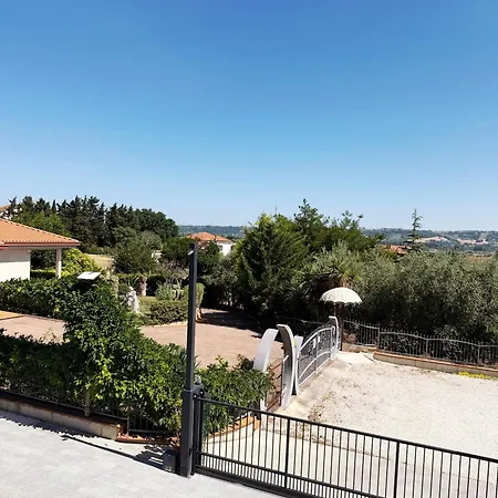 - La Fonte Civitanova Bed & Breakfast Civitanova Marche